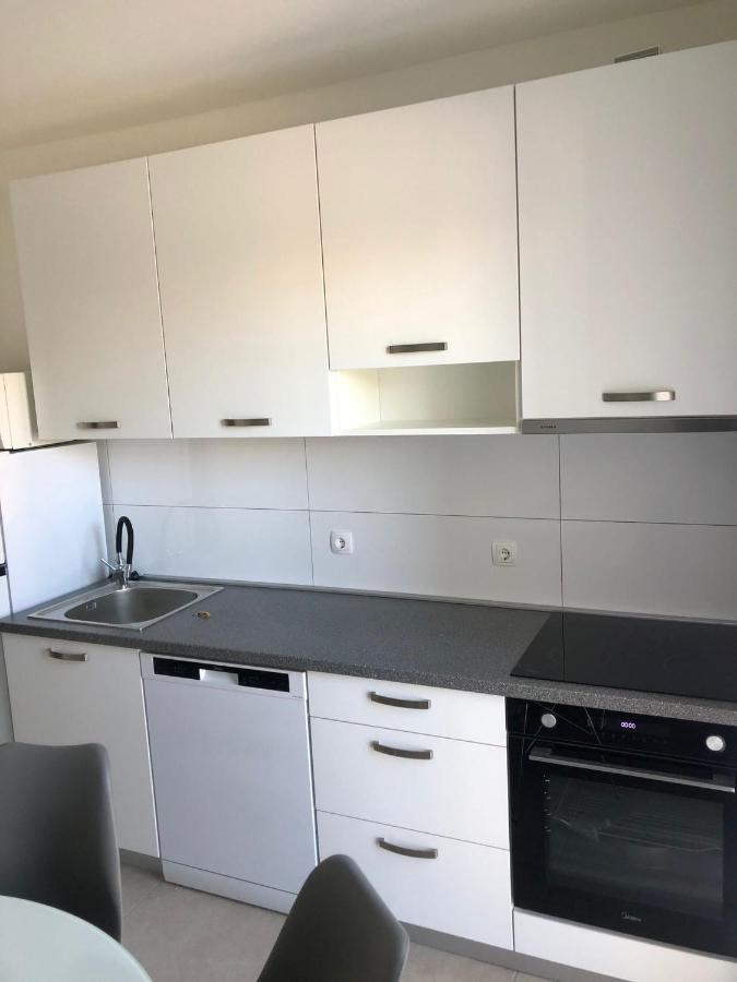 Apartman Lana Apartment ซาดาร์ ภายนอก รูปภาพ